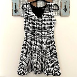 Tweed dress black and white size medium